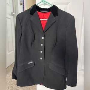 Pikuer dressage coat size large